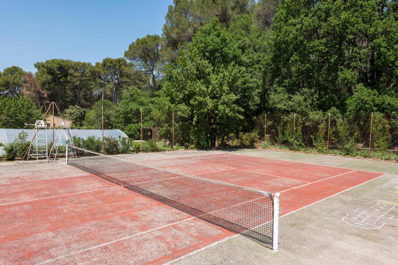 Mas De Lure Otel Salon-de-Provence Dış mekan fotoğraf