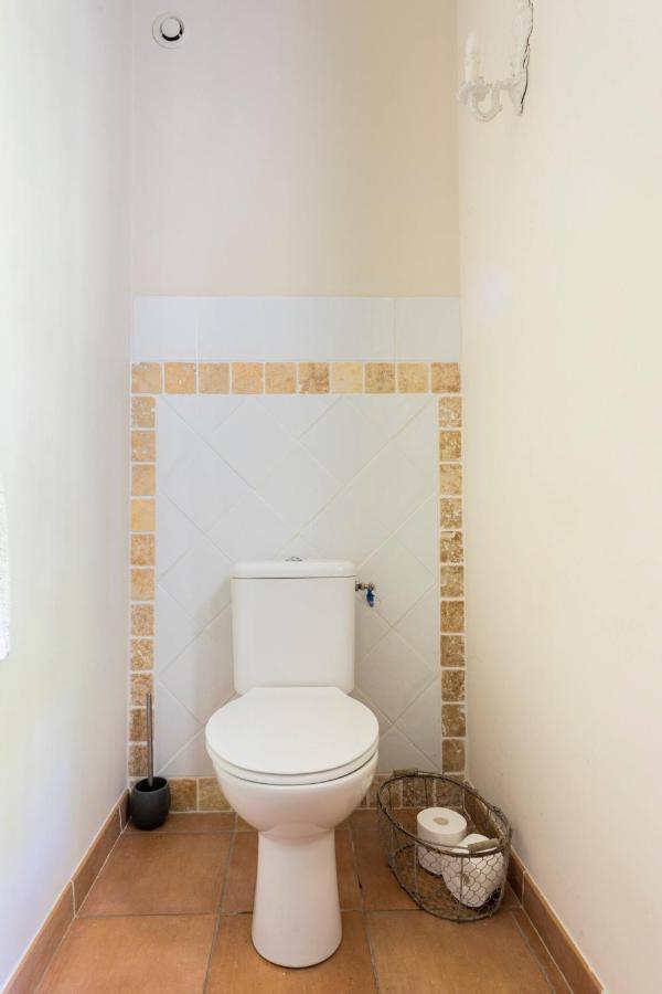 Mas De Lure Otel Salon-de-Provence Dış mekan fotoğraf