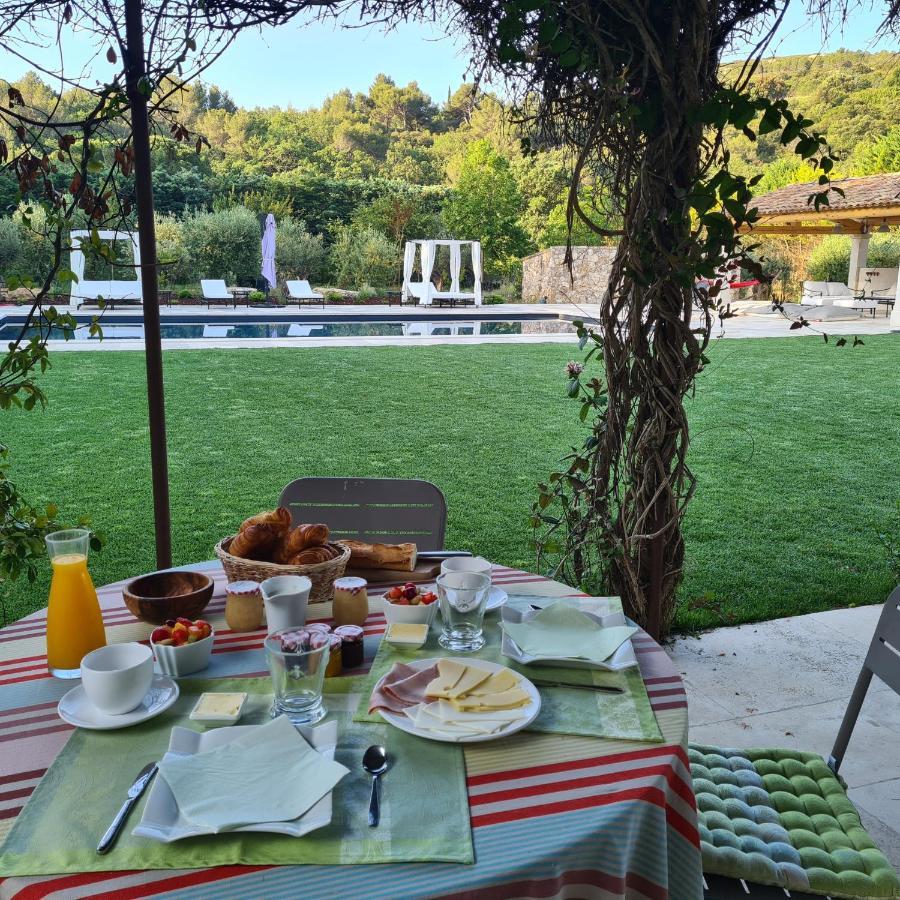 Mas De Lure Otel Salon-de-Provence Dış mekan fotoğraf