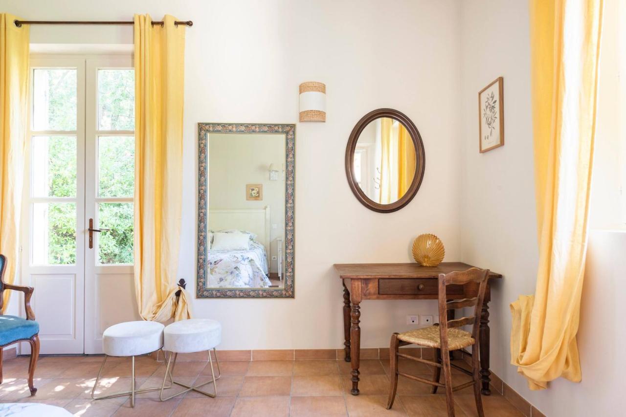 Mas De Lure Otel Salon-de-Provence Dış mekan fotoğraf