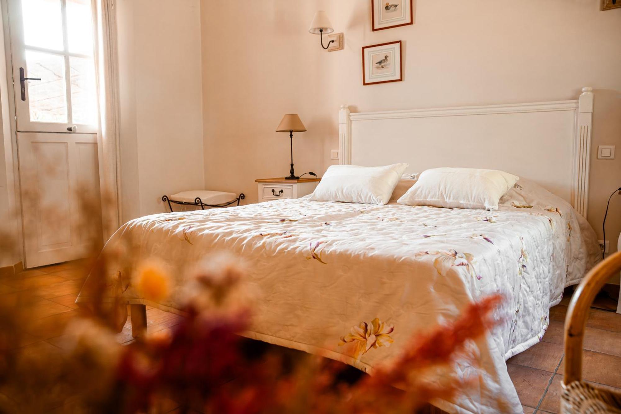 Mas De Lure Otel Salon-de-Provence Dış mekan fotoğraf