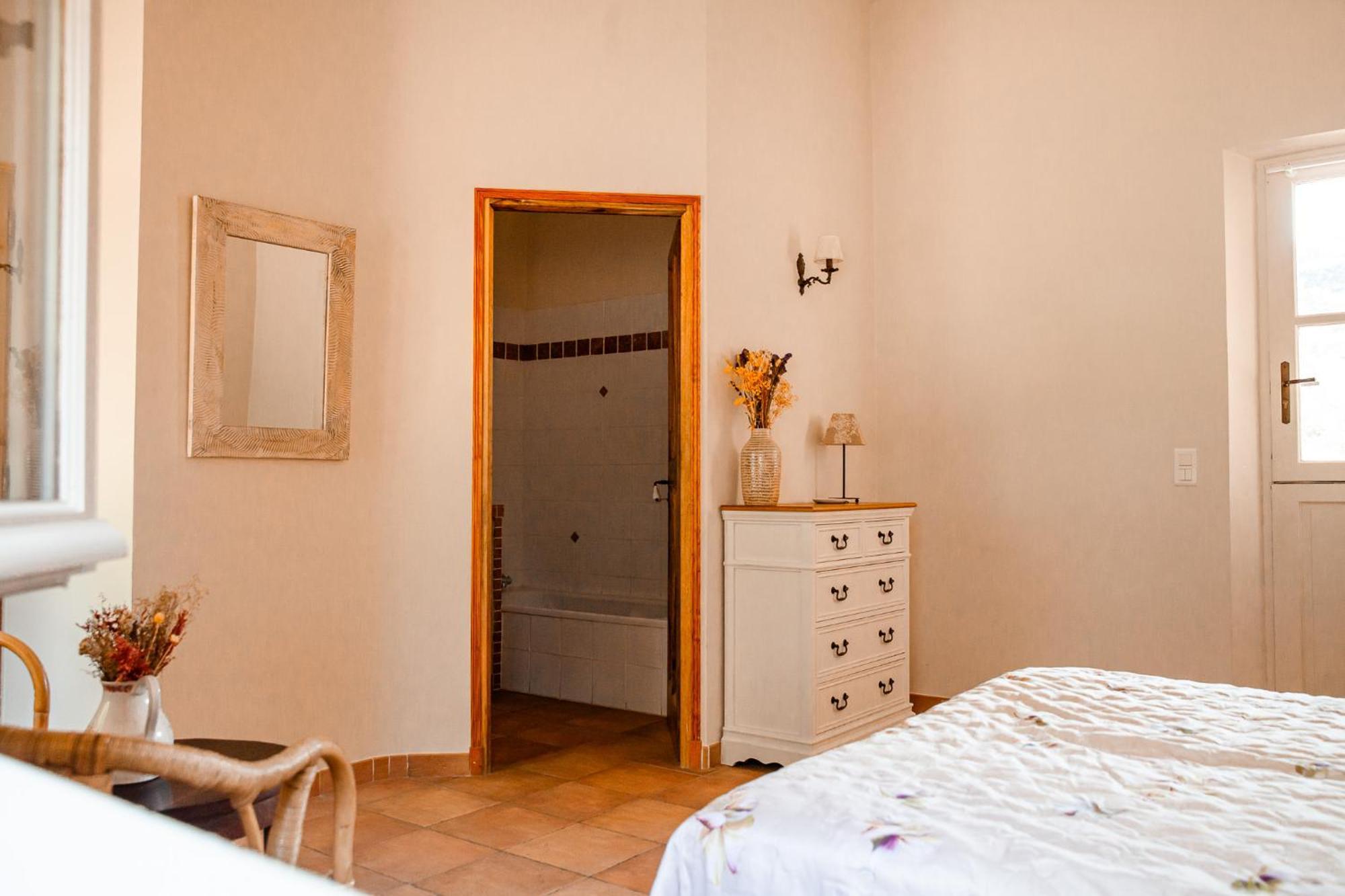 Mas De Lure Otel Salon-de-Provence Dış mekan fotoğraf