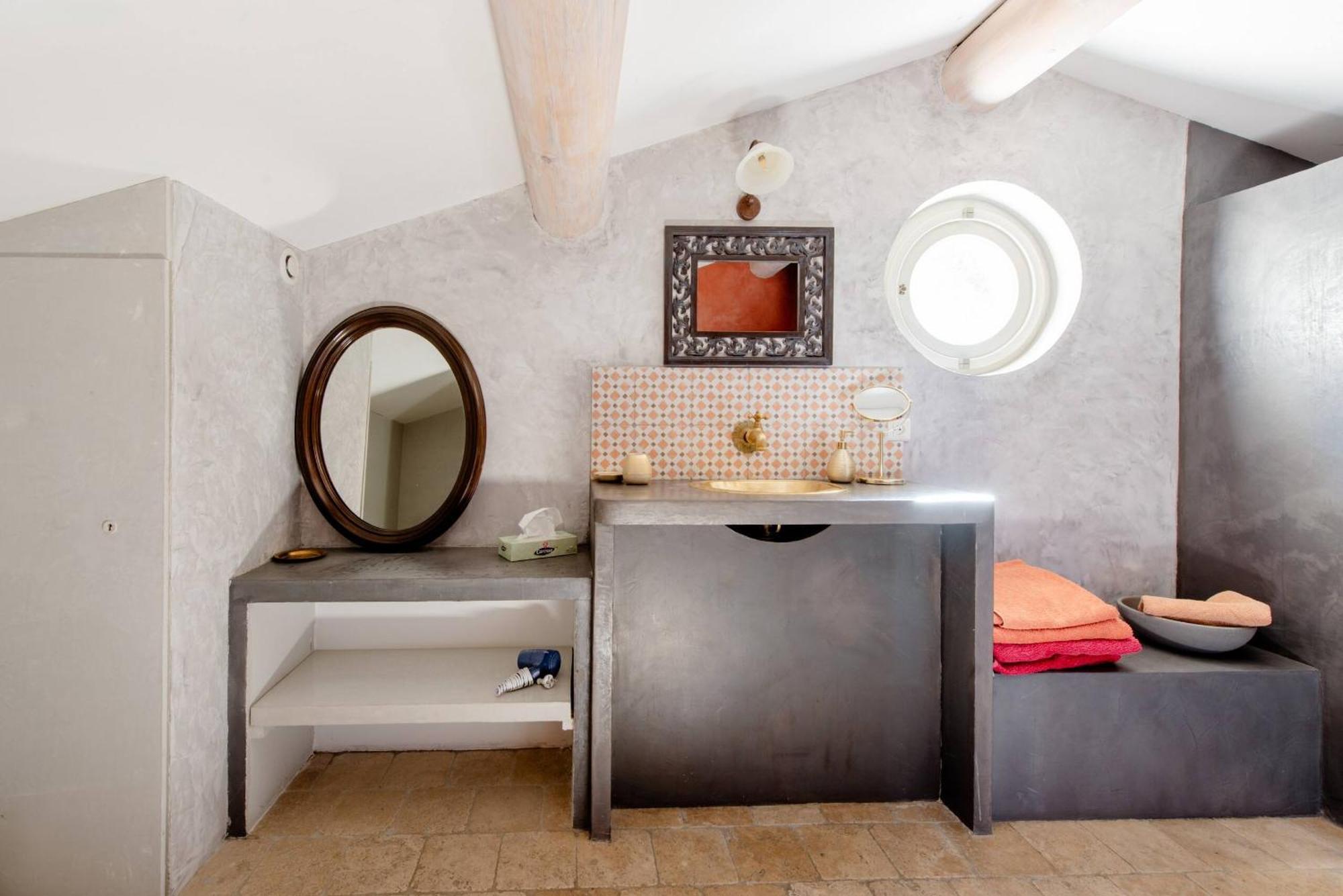 Mas De Lure Otel Salon-de-Provence Dış mekan fotoğraf